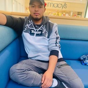 Meet your Posher, Roberto